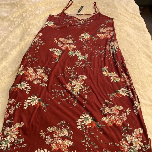 Huskary Dresses & Skirts - Pretty red Maxi dress - NWT size XL red floral soft jersey material